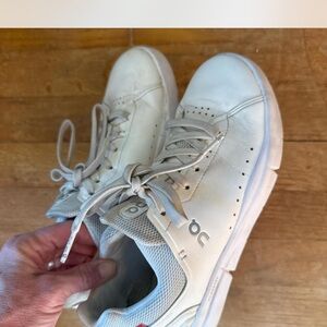 On Running White Sneakers size 8